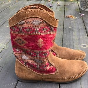 Minnetonka Boots